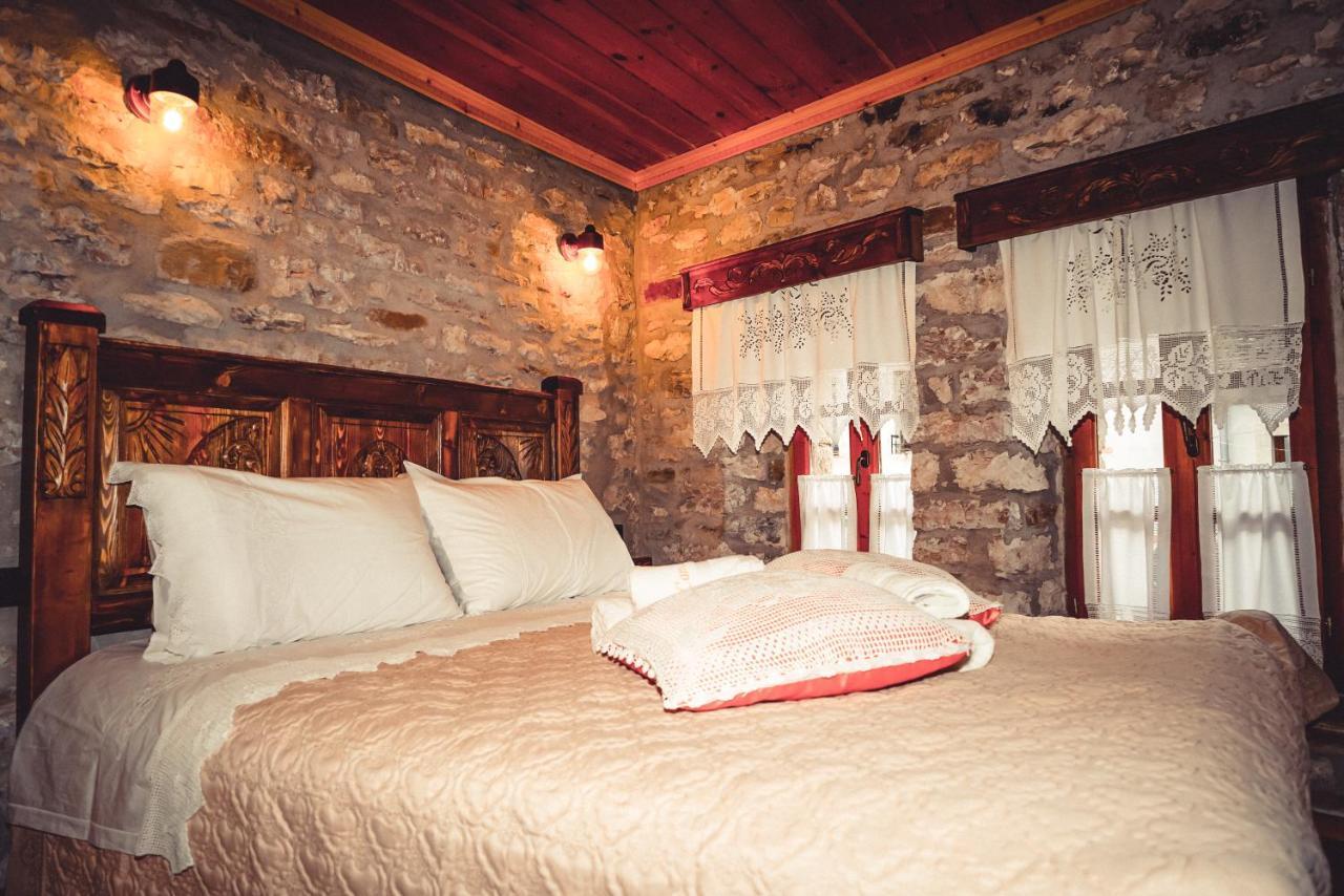Medieval Rooms Гирокастра Экстерьер фото